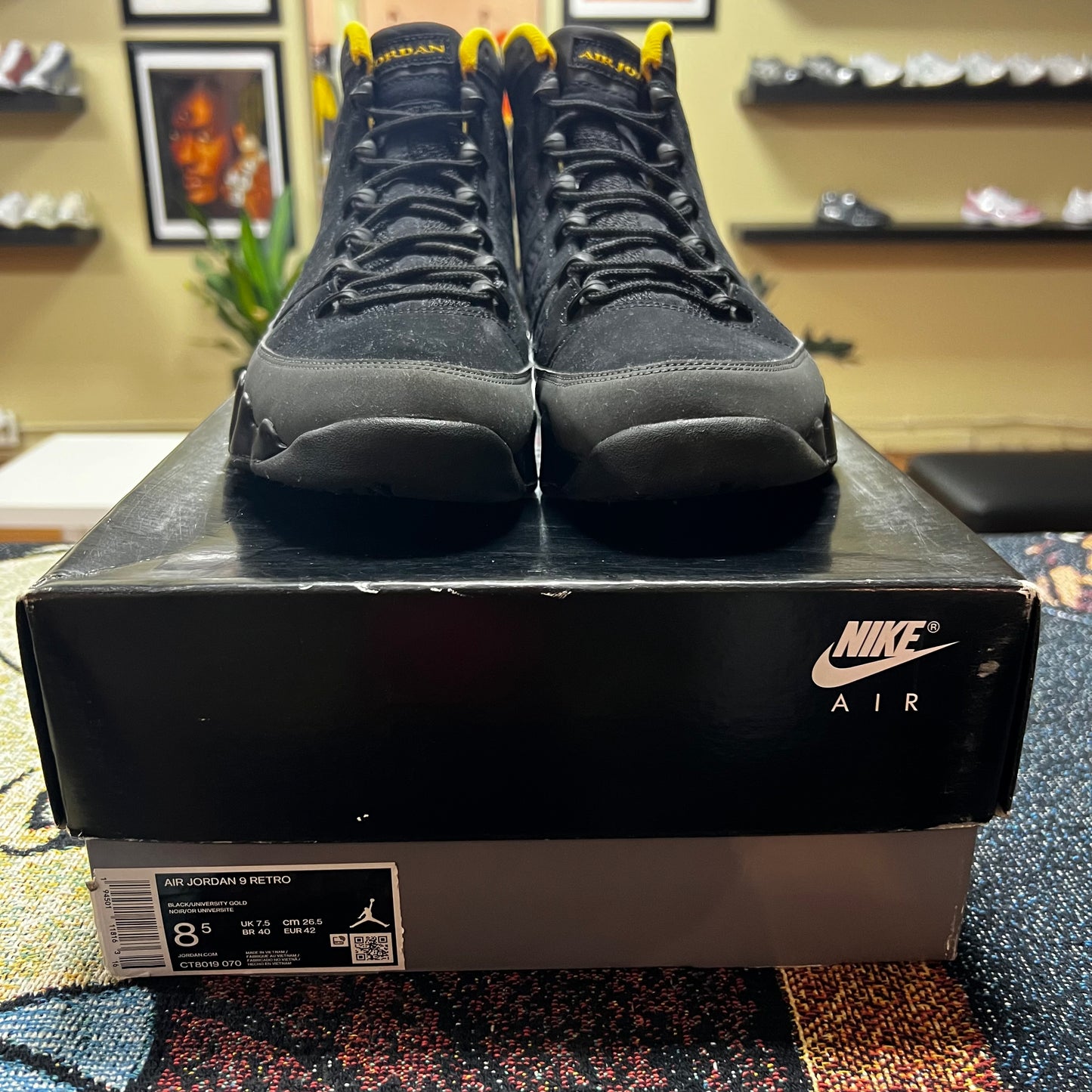 Jordan 9 Retro Dark Charcoal University Gold - Preloved