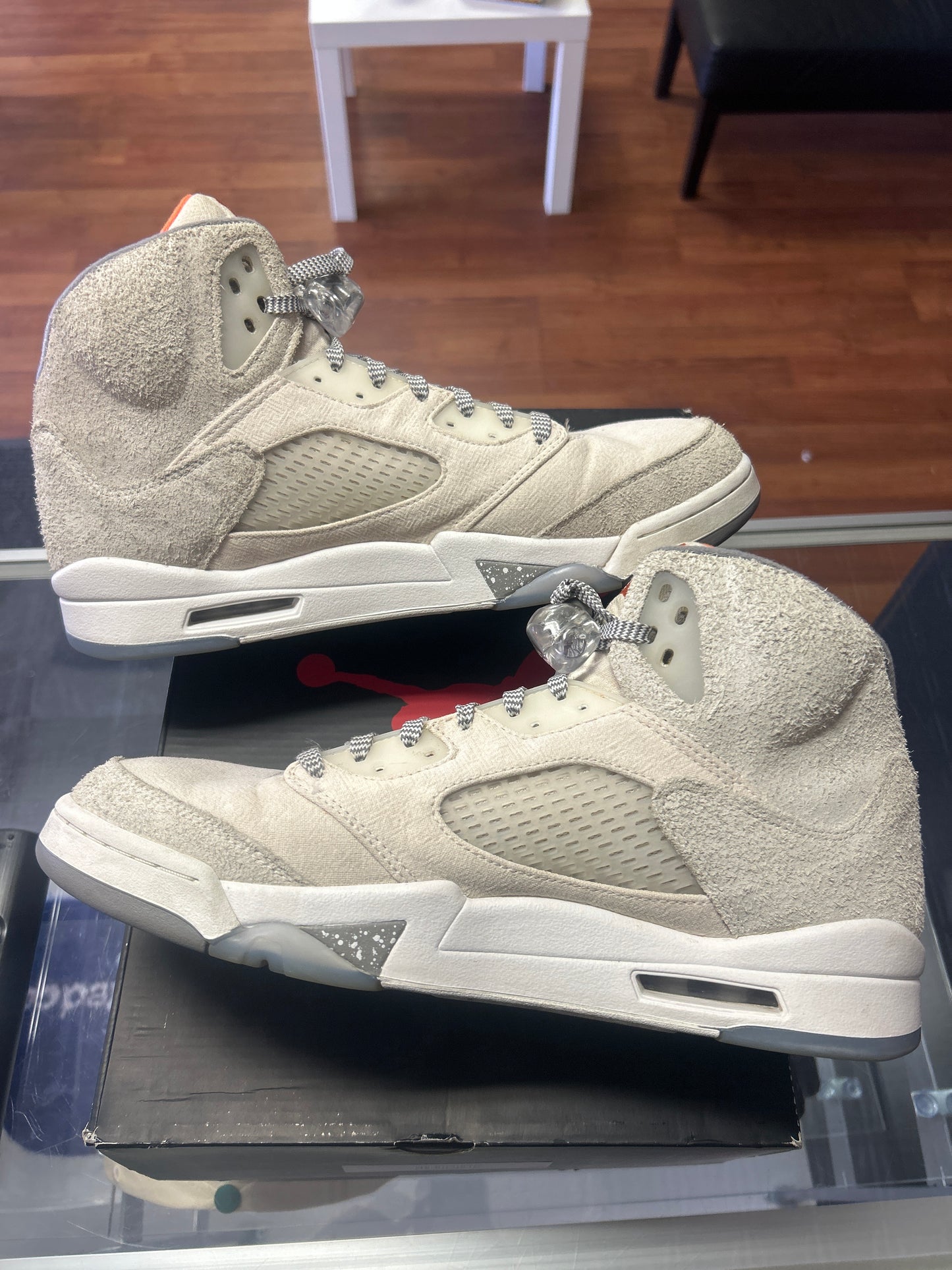 Jordan 5 Retro SE Craft Light Orewood Brown - Preloved