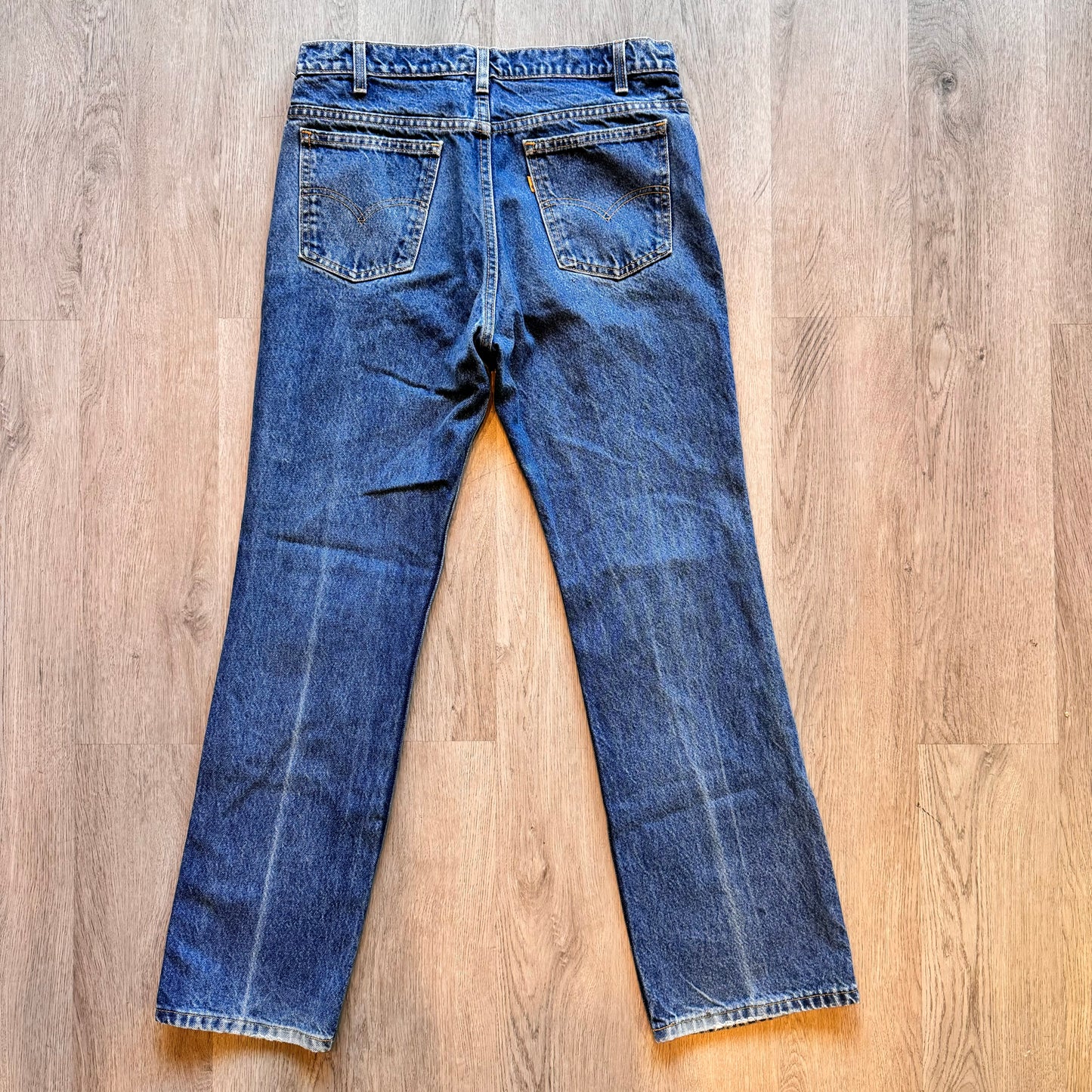 Vintage Levi’s 550 Dark Blue Denim orange tab