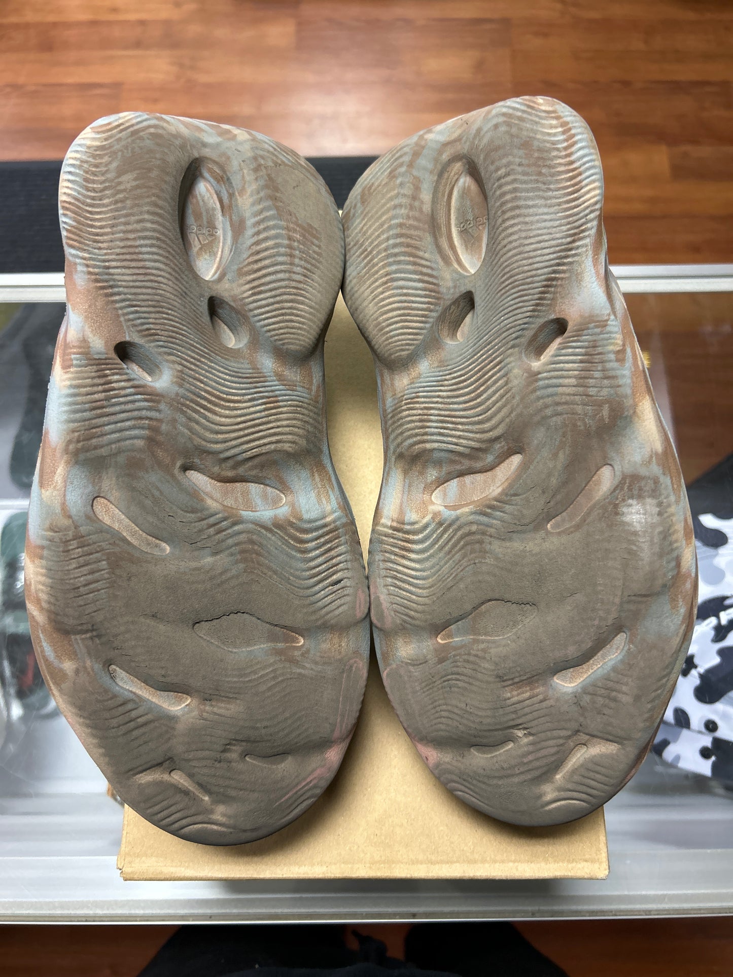 adidas Yeezy Foam RNNR MX Sand Grey - Preloved