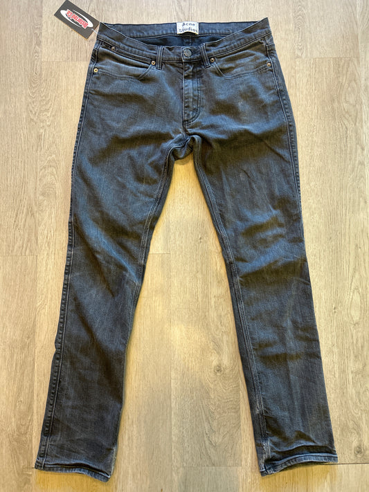 Acne studios Relaxed Skinny jeans - Preowned