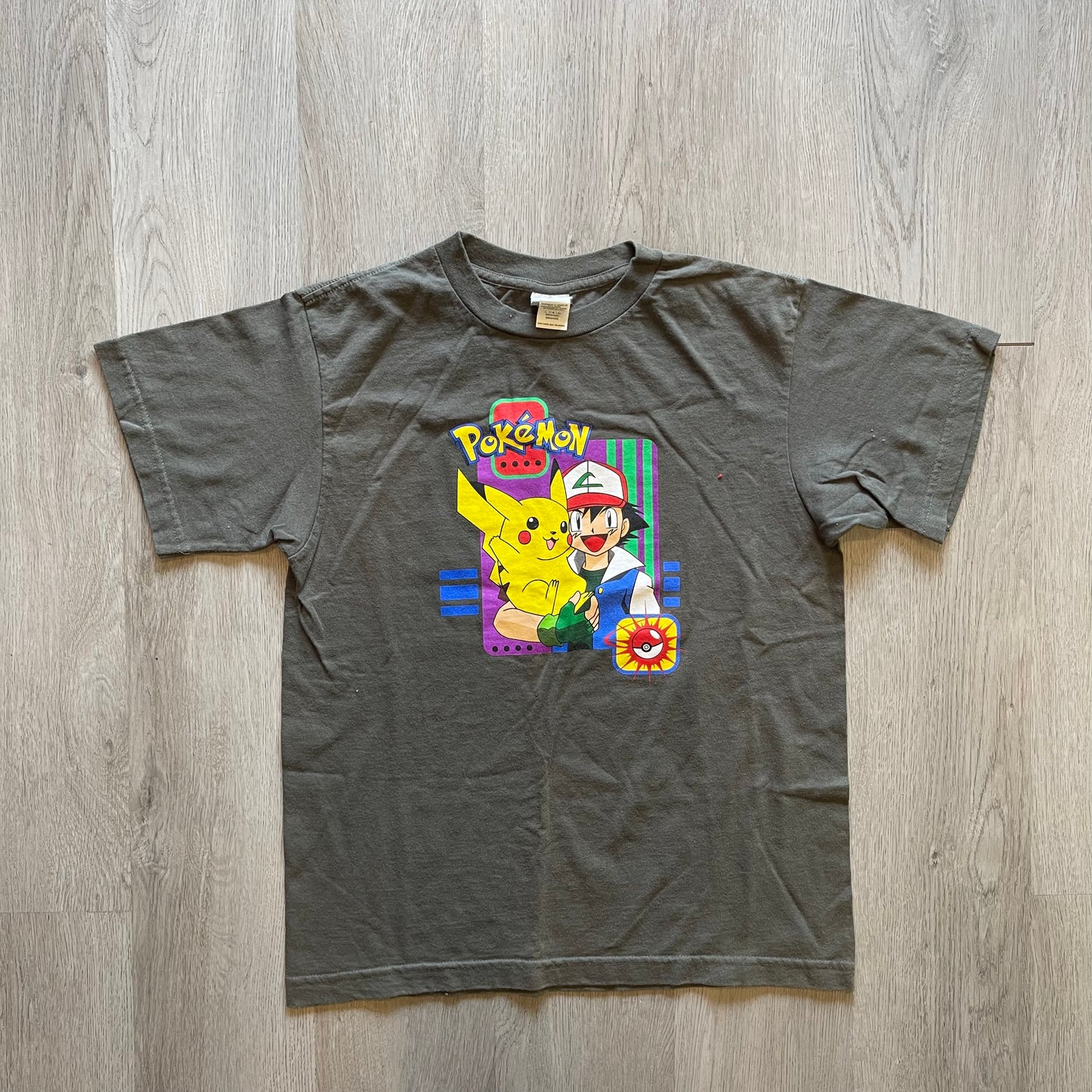 Vintage Pokemon T-shirt Olive
