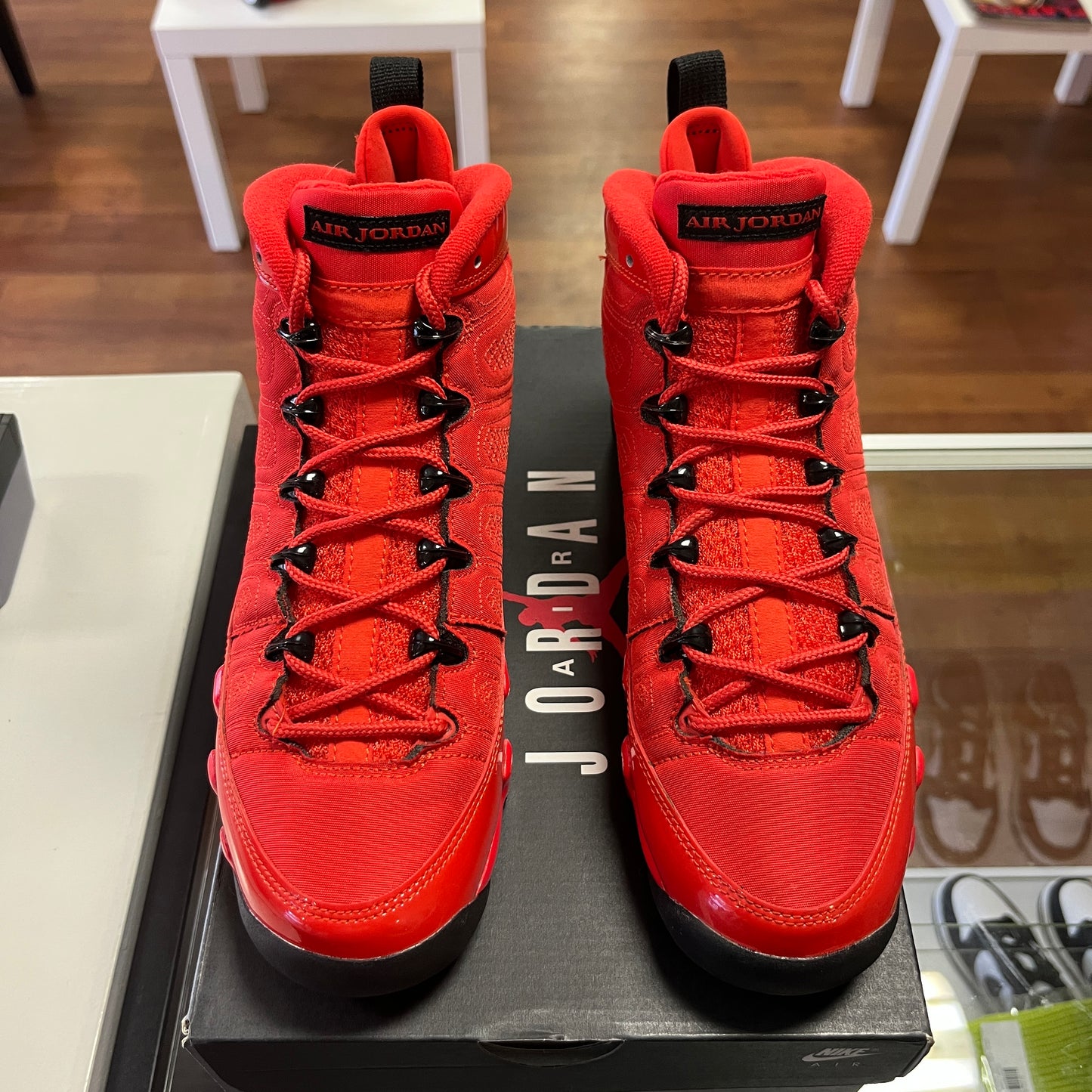 Jordan 9 Retro Chile Red (GS) - Preloved