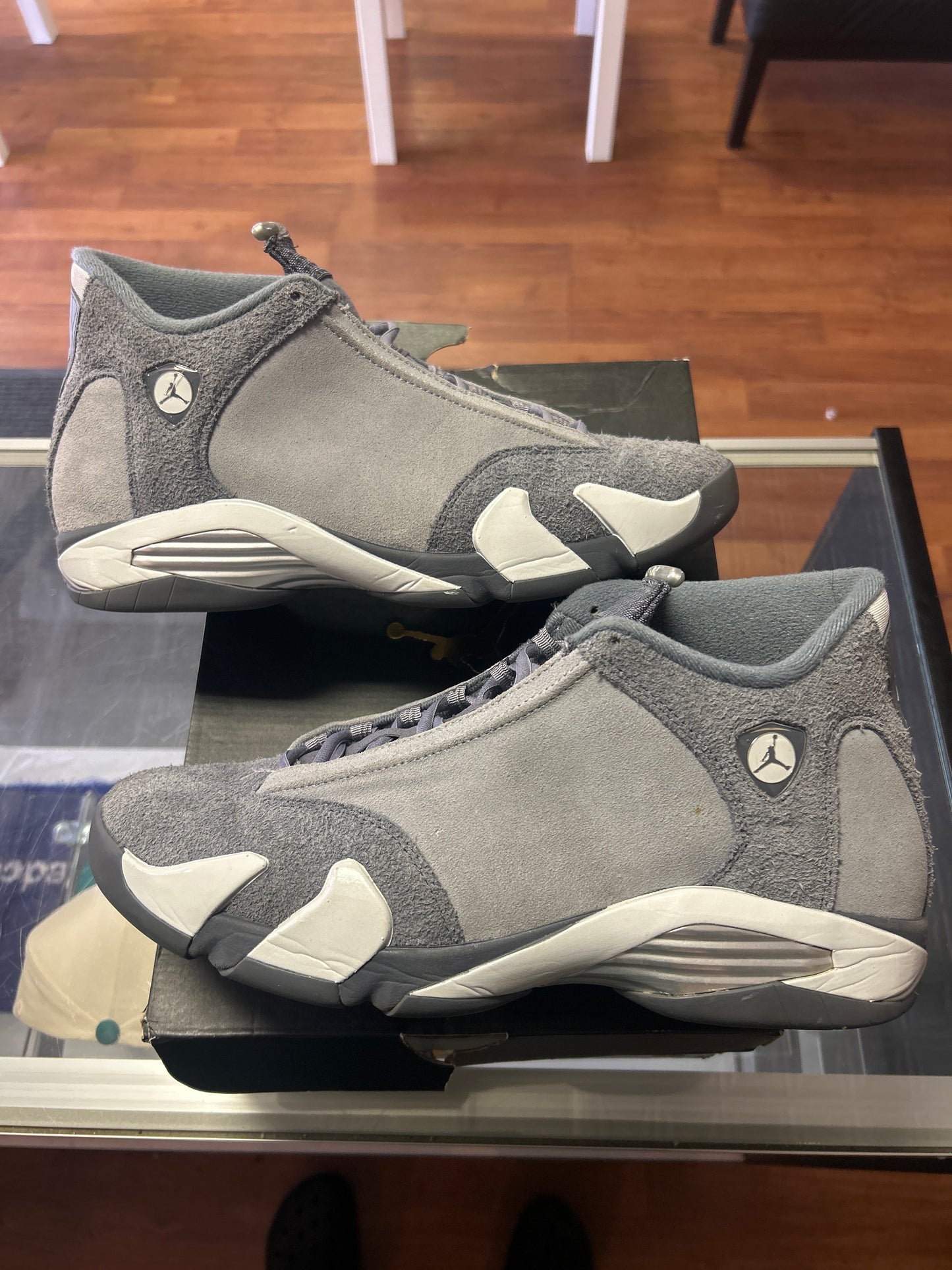 Jordan 14 Retro Flint Grey - Preloved