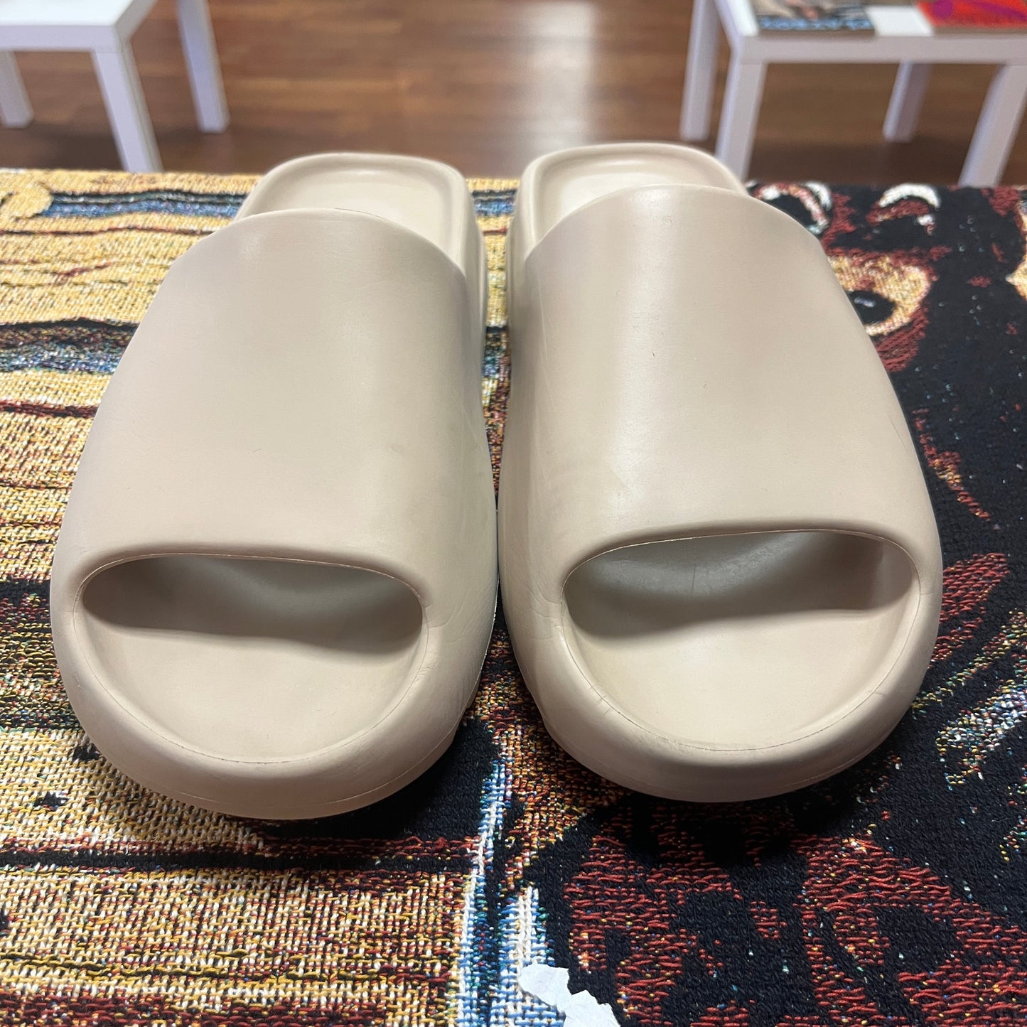 adidas Yeezy Slide Pure (First Release) - Preloved