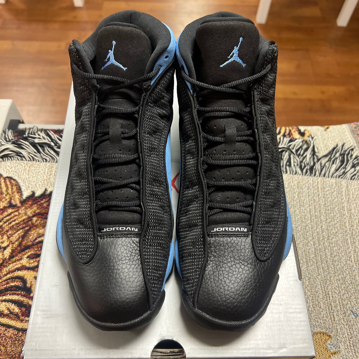 Jordan 13 Retro Black University Blue - Preloved
