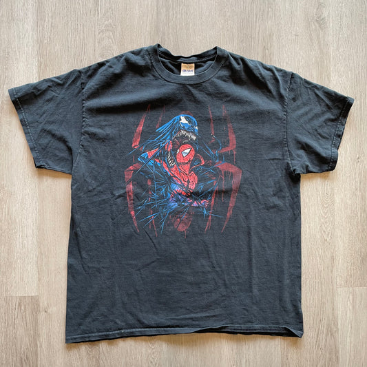 Venom & SpiderMan Fight Vintage T-Shirt