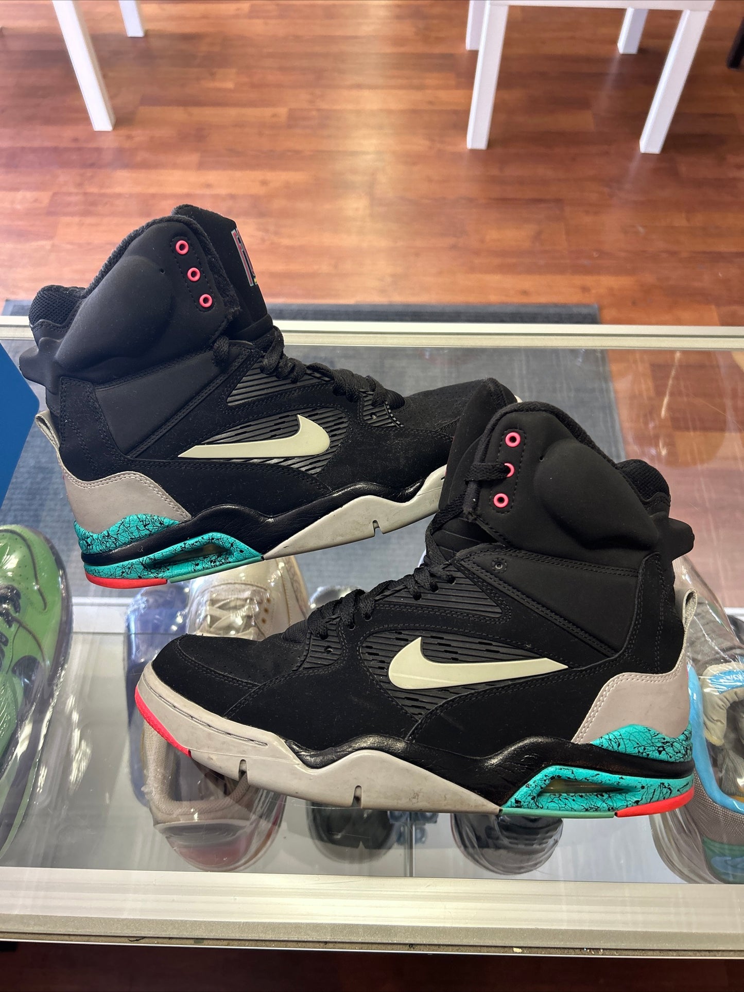 Nike Air Command Force Spurs - Preloved